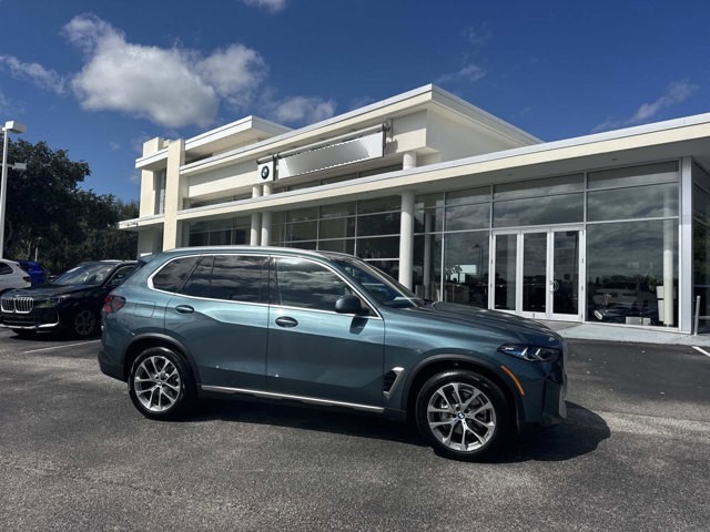 2025 بي إم دبليو X5 40i