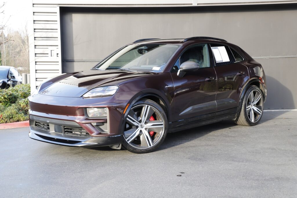 2024 بورشه ماكان توربو