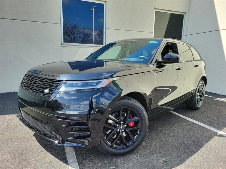 2025 Land Rover Velar Dynamic SE