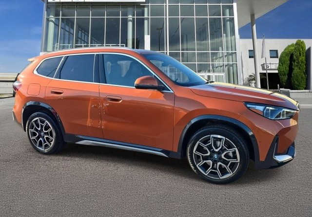 2025 بي إم دبليو X1 28i