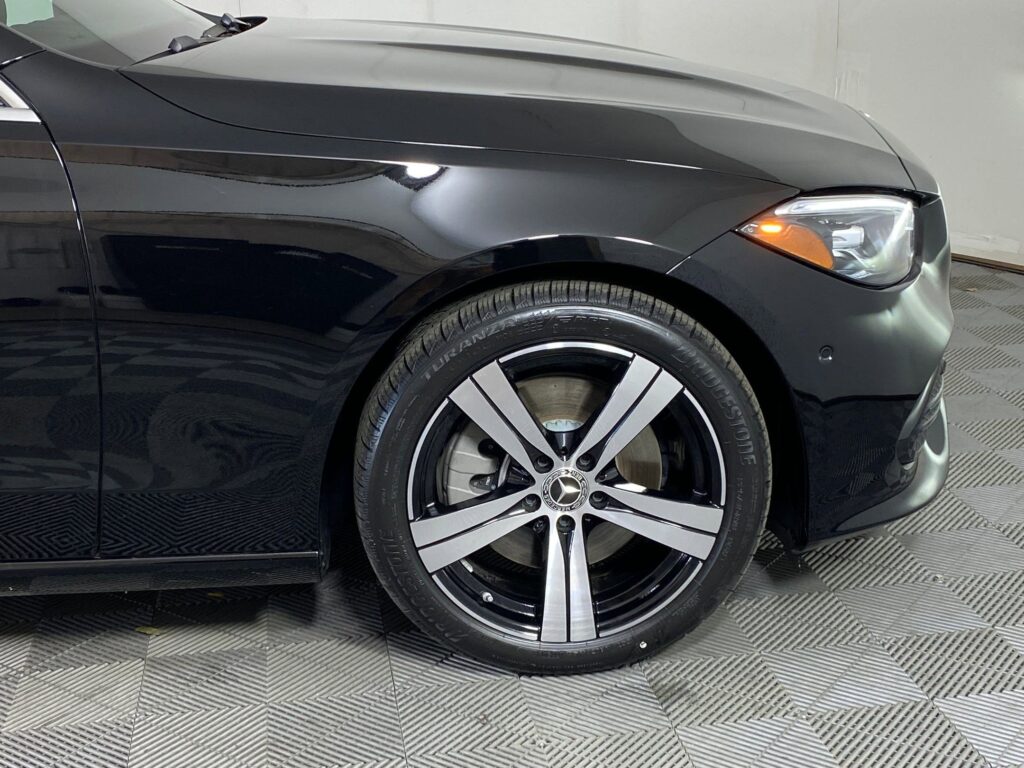 2025 Mercedes C 300