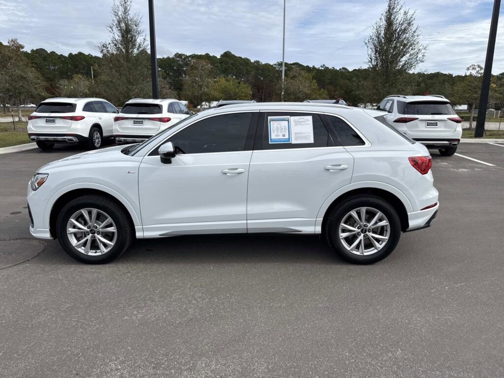 2024 Audi Q3 Premium Plus