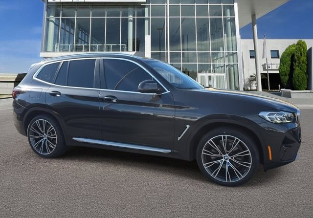 2022 BMW X3 30i