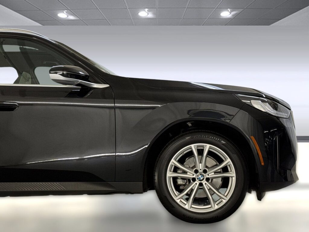 2025 بي إم دبليو X3 30i