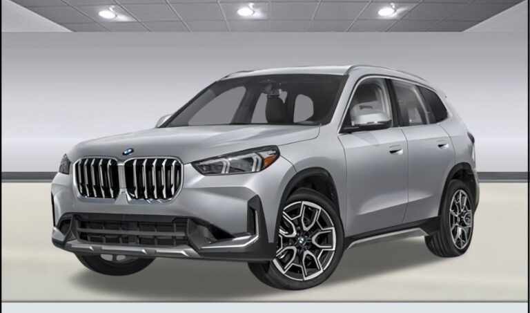 2025 بي إم دبليو X1 28i