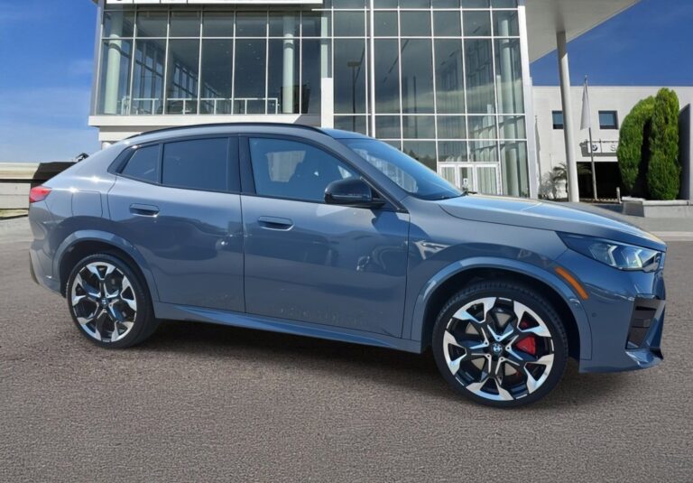 2025 بي إم دبليو X2 28i