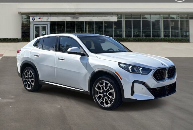 2025 بي إم دبليو X2 28i