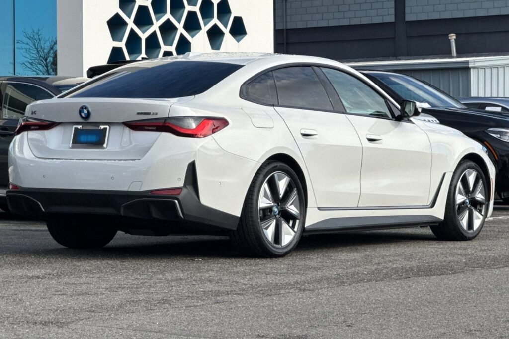 2023 BMW i4 eDrive35