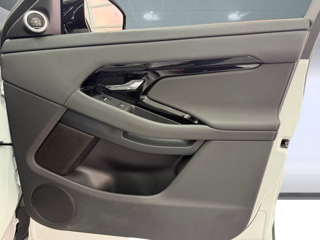 2024 Land Rover Range Rover Evoque Core S