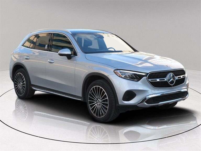 2025 Mercedes GLC 300