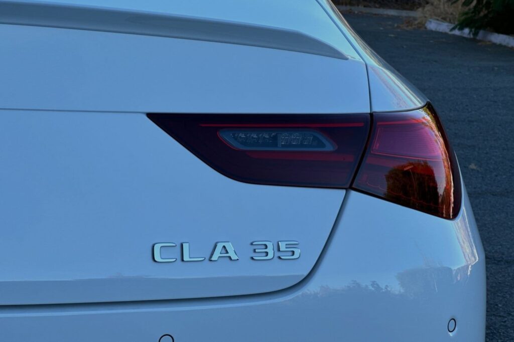 2025 مرسيدس CLA 35 AMG
