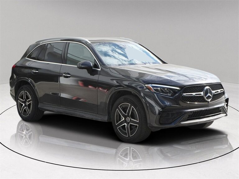2025 Mercedes GLC 300