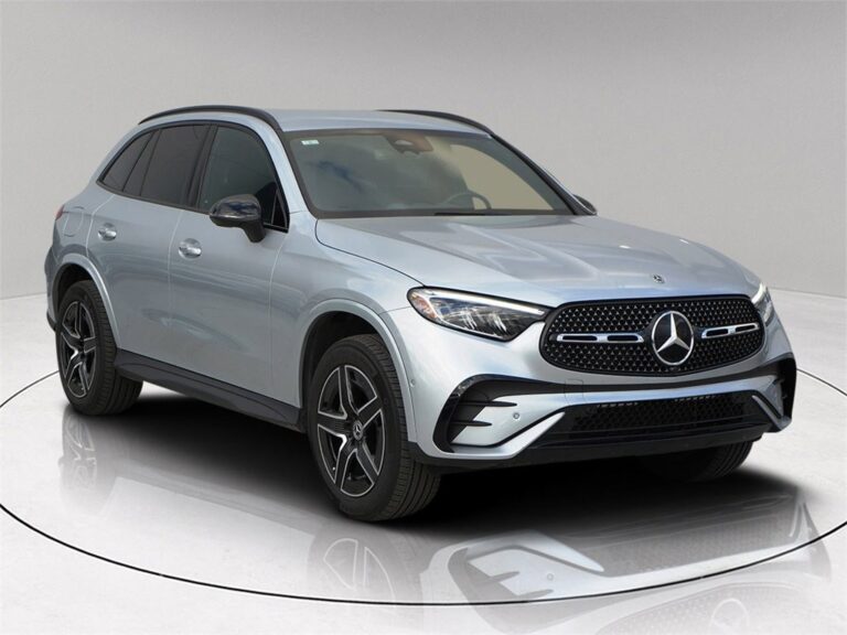 2025 Mercedes GLC 300