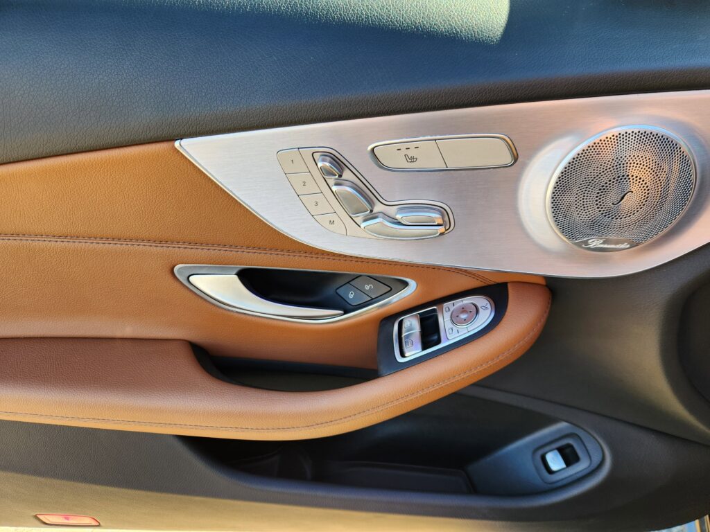 2021 مرسيدس C 300