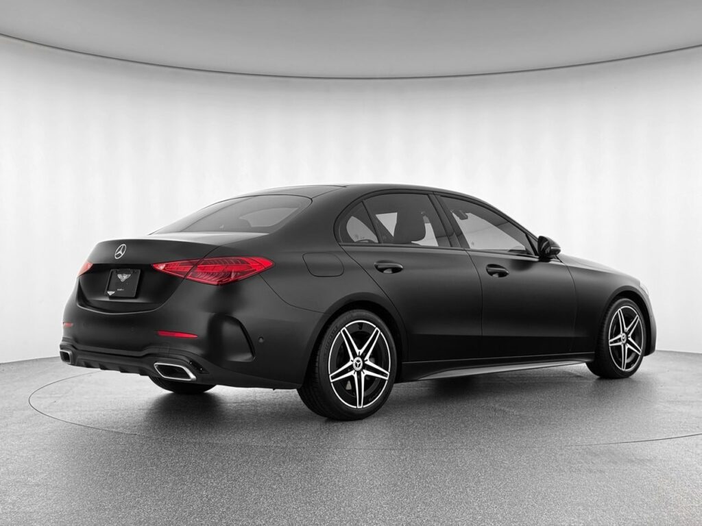 2023 مرسيدس C 300