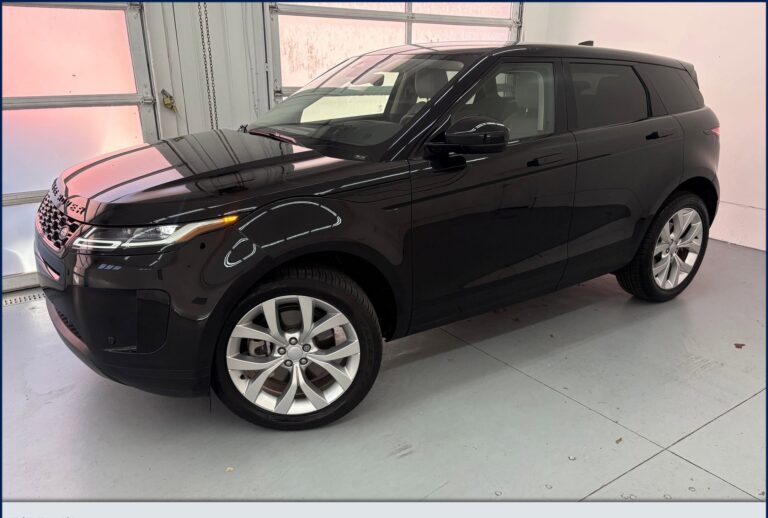 2023 Land Rover Evoque SE