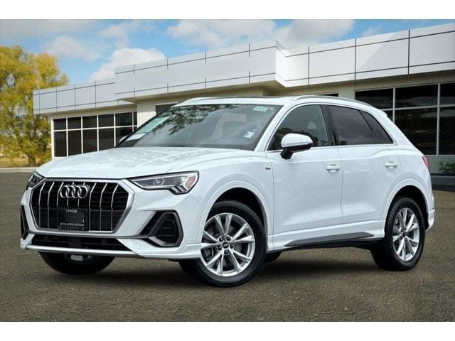 2022 أودي Q3 بريميوم بلس